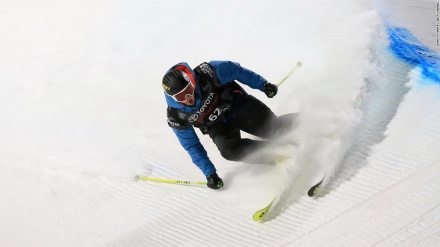 長野県で雪崩、世界選手権優勝の米スキーヤーなど２人死亡