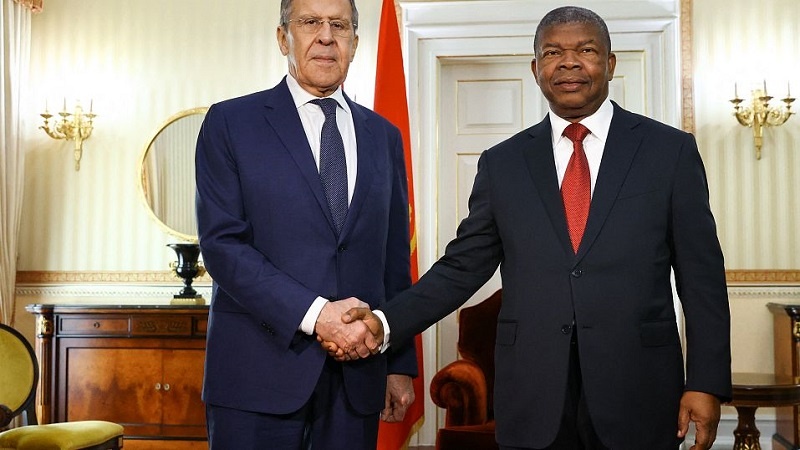 Lavrov ziarani Angola katika juhudi za kuungwa mkono kimataifa Moscow