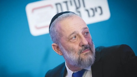 ש