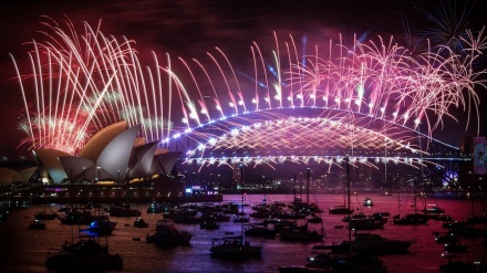 Menikmati Pesta Kembang Api Tahun Baru 2023 di Sydney