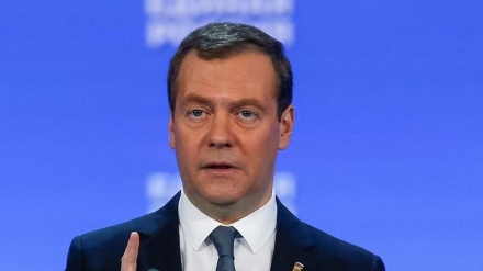Медведев предупредил о начале третьей мировой войны