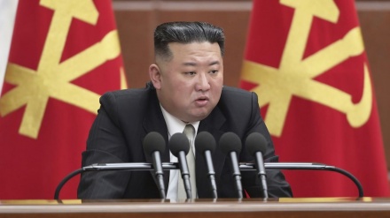 北朝鮮キム総書記；「核弾頭、大幅に増やす」　攻撃手段としての核使用も表明