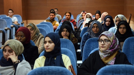  اعلام آمادگی دانشگاه تهران برای پذیرش دانشجویان دختر افغانستانی