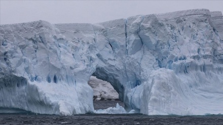 Antartide, si è staccato un iceberg delle dimensioni della città di Londra + VIDEO