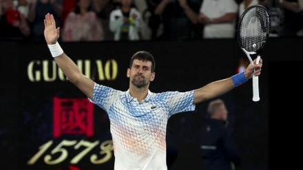 Tennis, Djokovic vince l'Australian Open:  suo 10° titolo 