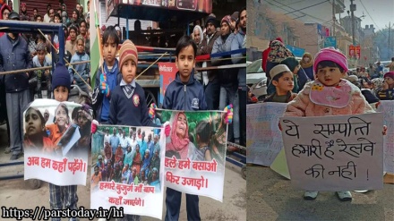 लोग टूट जाते हैं एक घर बनाने में, तुम तरस नहीं खाते बस्तियां जलाने में, आख़िर क्यों है सरकार को इतनी जल्दी ग़रीबों को उजाड़ने में?
