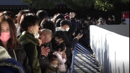 東京･明治神宮が初詣客で賑わう、行動制限ない年末年始は３年ぶり