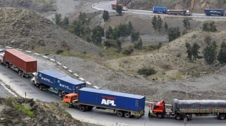 تاثیر منفی وضع محدودیت های تازه پاکستان برای کالاهای ترانزیتی افغانستان در تجارت دو کشور