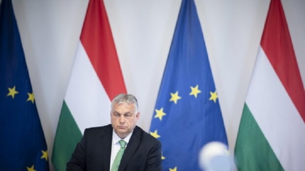 Ue: Orban mette il veto aiuti all'Ucraina e sanzioni alla Russia