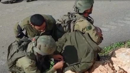 Pasukan Zionis Aniaya dan Tangkap Belasan Warga Palestina