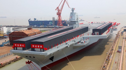 中国海軍の新空母、近く航行試験か