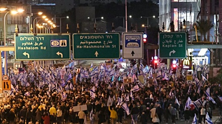 Сионистик режим аҳолиси бош вазир нетаняҳуга қарши кенг кўламли намойишлар ўтказишди(видео)