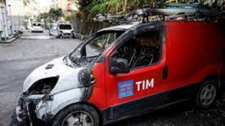 Italia. Incendio ad auto Tim a Roma