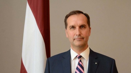 বাল্টিক প্রজাতন্ত্রের আরো এক রাষ্ট্রদূতকে বহিষ্কার করলো রাশিয়া