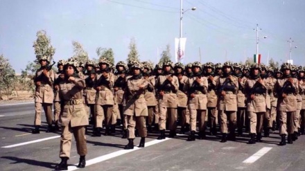 Si i torturoi MEK refugjatët në Evropë për t'i bërë 'ushtarë fëmijë' kundër Iranit