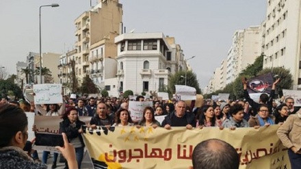 Tunisia: società civile in corteo contro il razzismo