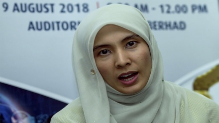 Tunjuk Putrinya Jadi Penasihat Ekonomi, Anwar Ibrahim Tuai Kontroversi