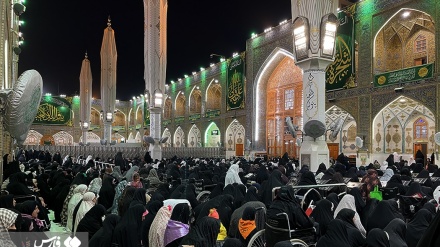 (FOTO) Najaf, fedeli e mausoleo Imam Ali (as) - 2