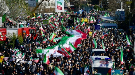 Iranians celebrate 44th anniversary of Islamic Revolution's victory in great show of solidarity