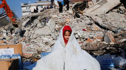 シリア大統領、「援助は全被災地に送られるべき」