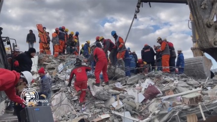 سایه شوم آوارگی و هراس بر مناطق زلزله زده در ترکیه 