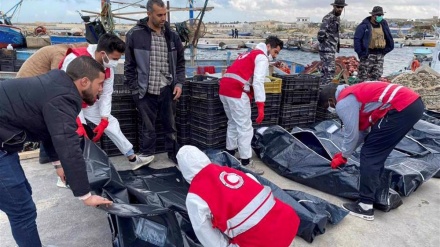 At least 73 migrants presumed dead after shipwreck off Libya