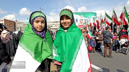 (FOTO) L'anniversario Rivoluzione Islamica - 1