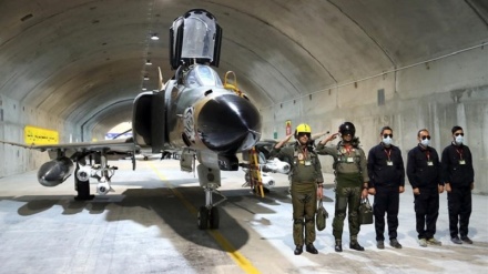 Iran's Army unveils first underground air force ‘Oqab 44’ base