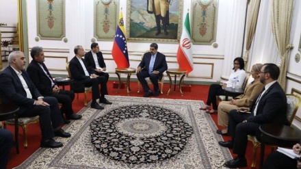 Emir Abdullahiyan Venezuela cumhurbaşkanı ile görüştü