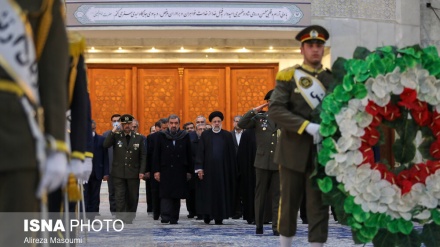 Prezdent iyən 13-ə hukuməti nımoyəndə heyəti de Rahilə İmomi(r) idealon sənibəton əhd bastey