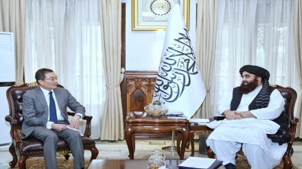 دیدار وزیر خارجه طالبان با سفیر ژاپن در کابل 