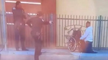 USA: la polizia uccide un afroamericano in sedia a rotelle