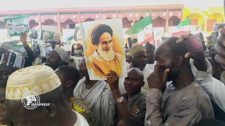 Nigerians hold rally to celebrate Iran's Islamic Revolution anniv.