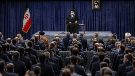 Revolutionsführer: Nationale Einheit unter Iranern ist notwendig, Feinde wollen Spaltungen schaffen