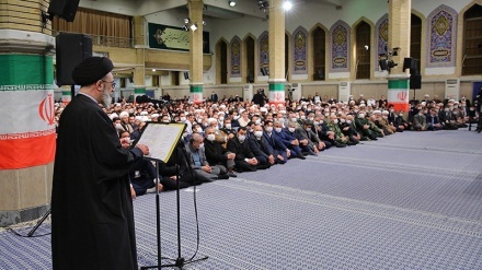 Pertemuan Warga Tabriz dengan Ayatullah Khamenei