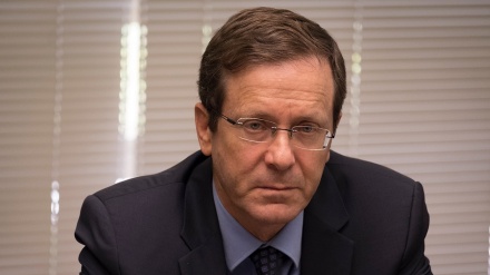 הרצוג מזהיר מהמהפכה במערכת המשפט: תעצרו את התהליך