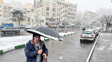 Bulan Kedua Musim Dingin, Salju Turun Lebat di Tehran (2)
