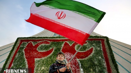 		(FOTO DEL GIORNO) Festa della Rivoluzione islamica dell'Iran