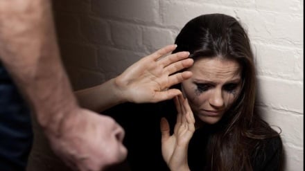 Germania: più di un terzo degli uomini a favore della violenza contro le donne