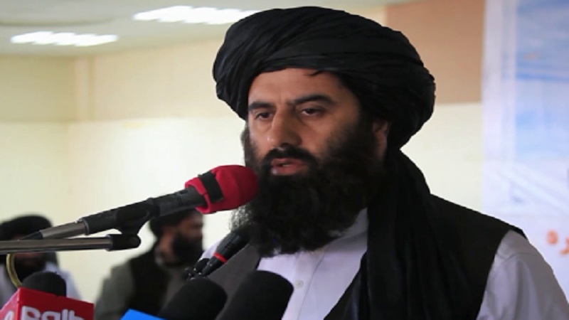 یک مقام طالبان: محدودیت تحصیل و کار زنان دائمی نیست