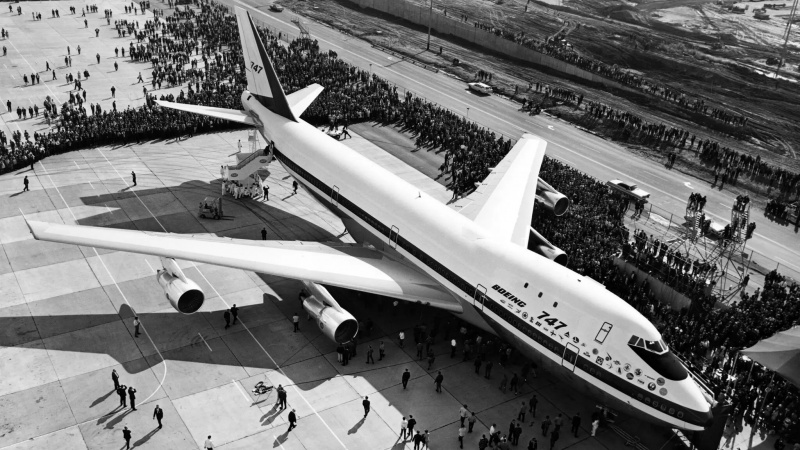 Boeing sospende produzione dei 747: addio a Jumbo Jet