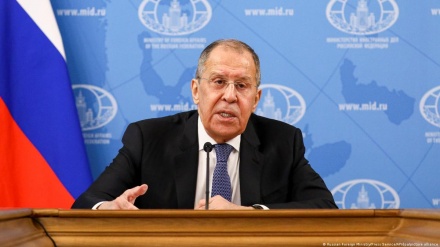Lavrov: SHBA po luan me zjarrin, duke inkurajuar separatizmin në rajonin kurd në Siri