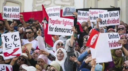 Tunisia, espulsa leader sindacati europei