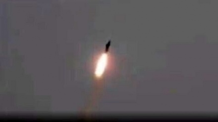 伊朗揭开射程1650公里的巡航导弹