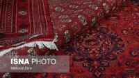 イラン製手織り絨毯