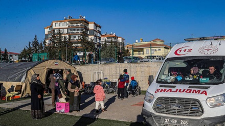 Personel Militer Iran Ditempatkan di Kamp Korban Gempa Turki