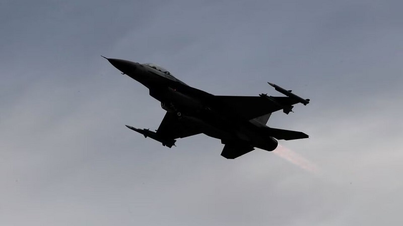 АҚШ давлати Тайванга F-16 қирувчи самолётларини сотишни маъқуллади