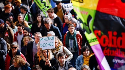 Strikes deepen at French refineries amid violent protests against Macron's pension reforms