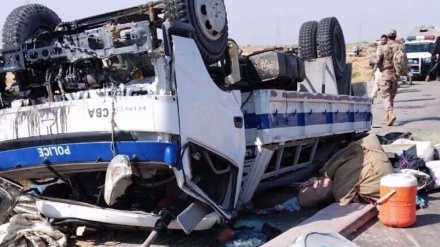 At least 10 policemen killed in suicide blast in southwestern Pakistan