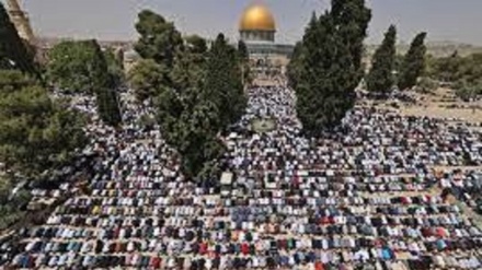 مشارکت 70 هزار فلسطینی در نماز جمعه مسجدالاقصی